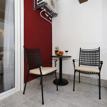 Pensión Lipotica Luxury