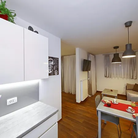 Lipotica Luxury 4* Задар