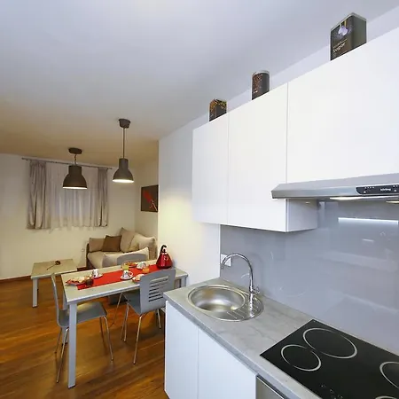 Lipotica Luxury 4*