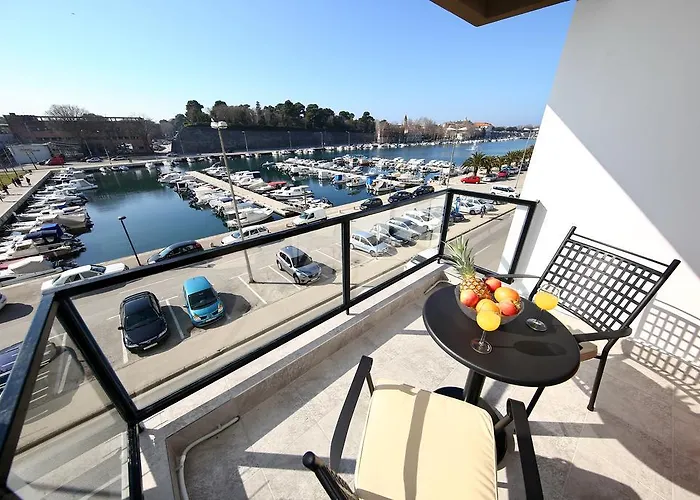 招待所 立波提卡豪华公寓 扎达尔